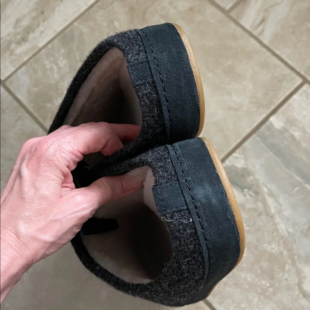 Olukai Hāmani Hulu Men’s Wool Mule Slippers Dark Shadow 12 House Shoe
